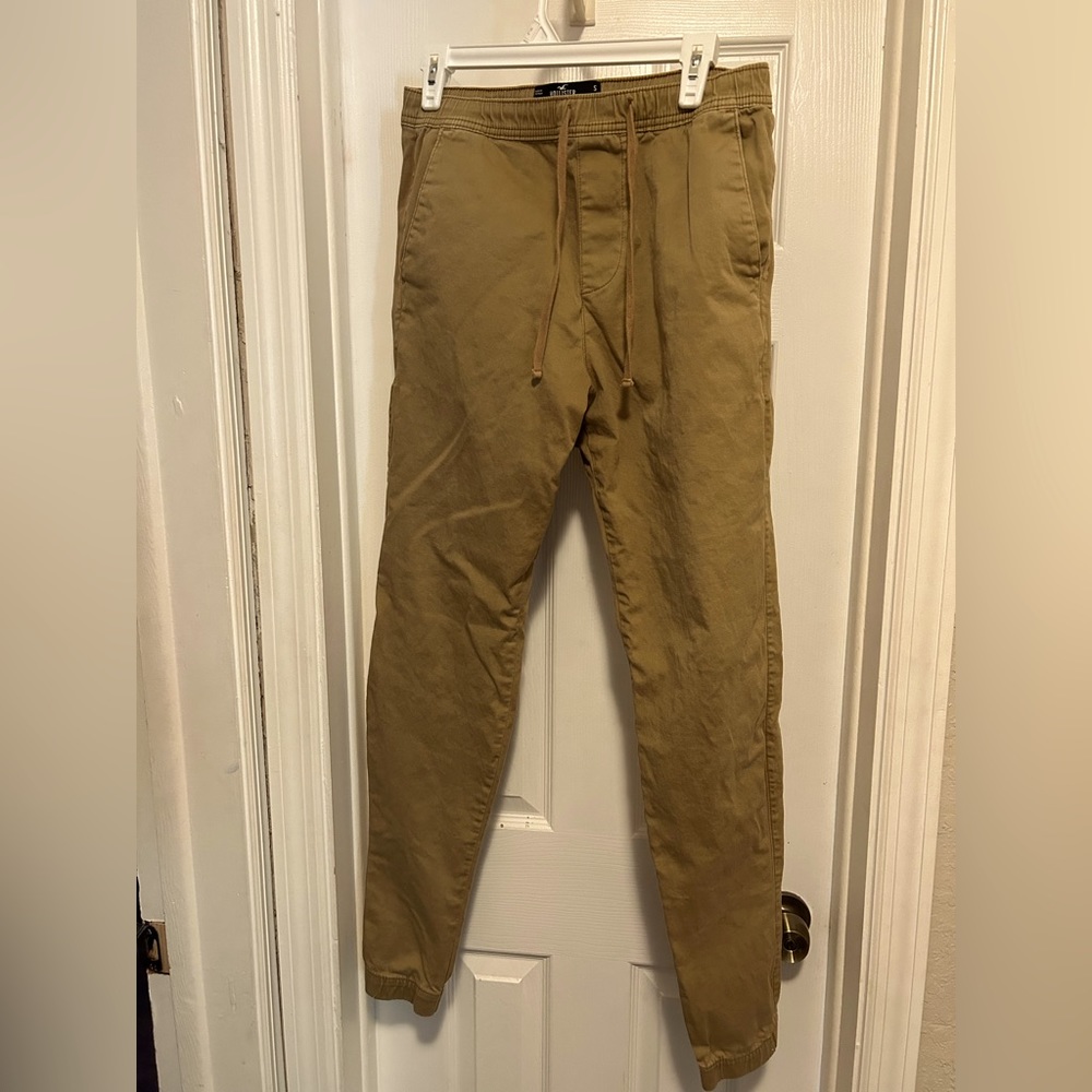 Hollister khaki joggers size small